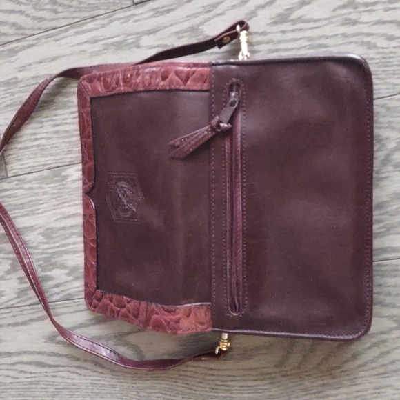 Small brown crossbody bag by be - Picture 7 of 8